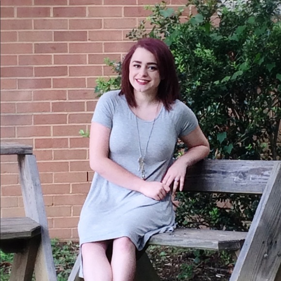 Meet your Posher, Alex Shea Atkins - Picture 3 of 8